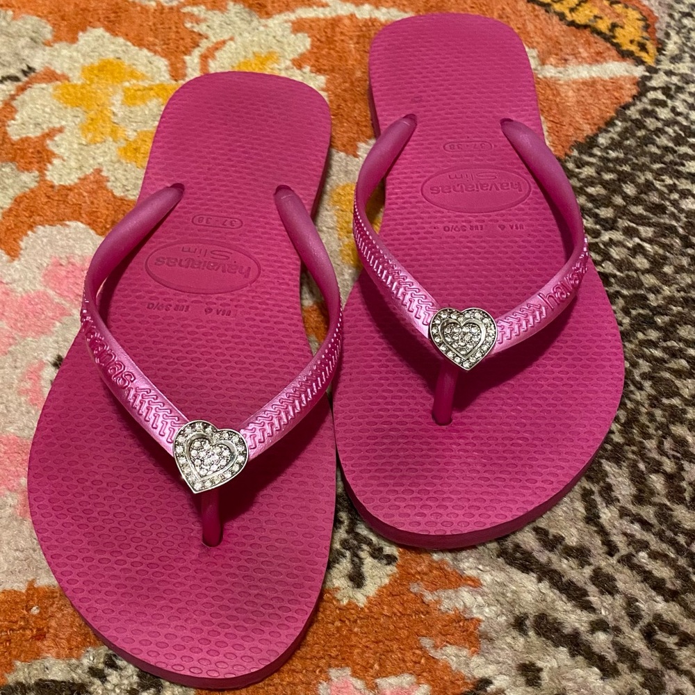 HAVAIANAS slim womens pink thong flip flops crystal heart